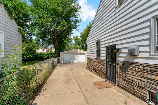 26630 Dartmouth Street, Inkster, MI 48141