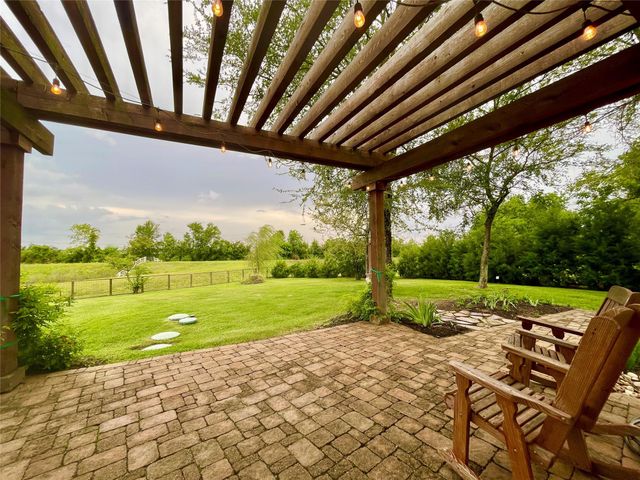 11718 W Border Oak Drive, Magnolia, TX 77354