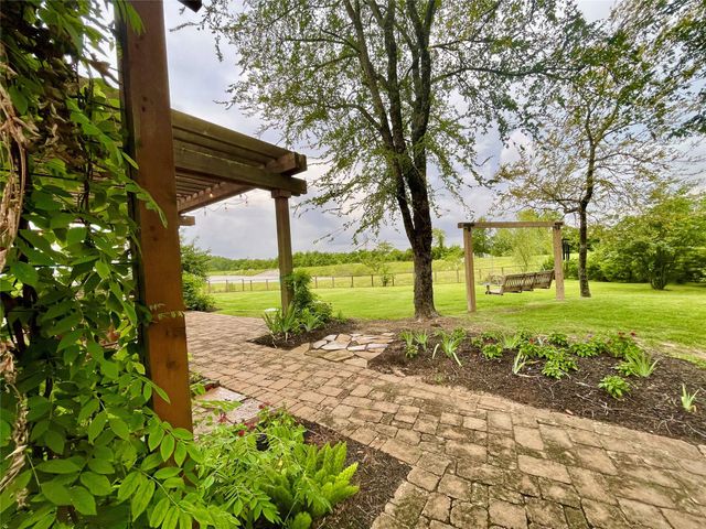11718 W Border Oak Drive, Magnolia, TX 77354