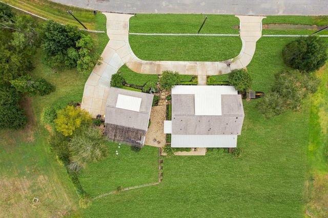 11718 W Border Oak Drive, Magnolia, TX 77354