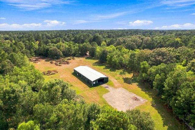 11718 W Border Oak Drive, Magnolia, TX 77354