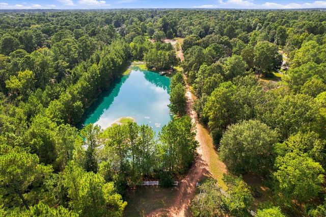 11718 W Border Oak Drive, Magnolia, TX 77354