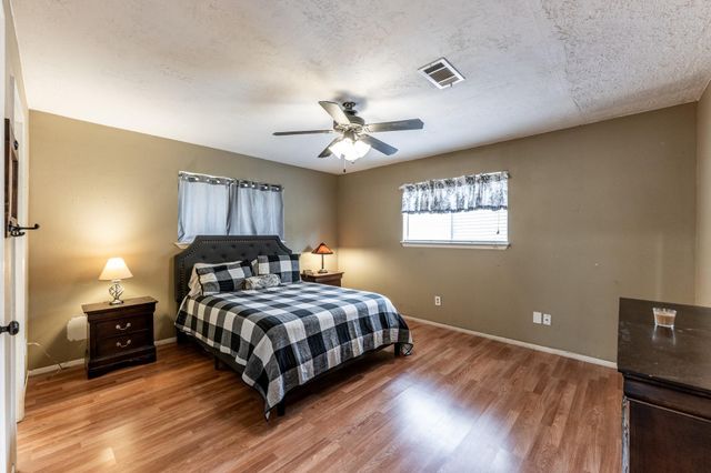 402 Hostetter Road, New Waverly, TX 77358