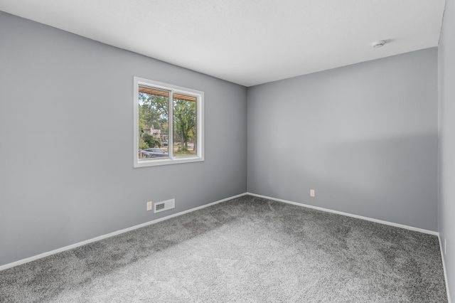 10250 Boundary Creek Terrace, Maple Grove, MN 55369