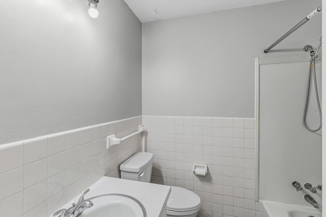 10250 Boundary Creek Terrace, Maple Grove, MN 55369