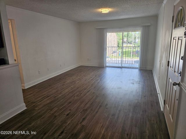 3737 LORETTO Road 907, Jacksonville, FL 32223