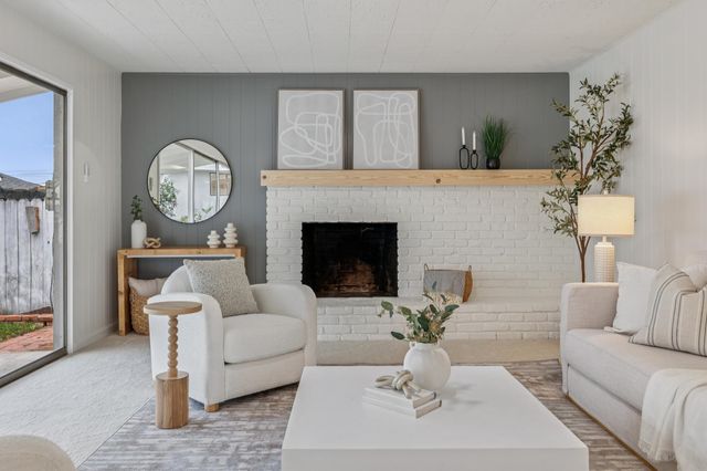 727 Moraga Dr, San Leandro, CA 94578