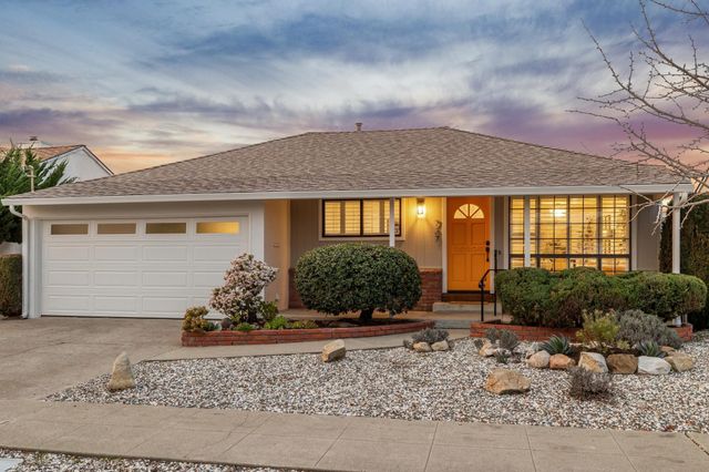 727 Moraga Dr, San Leandro, CA 94578