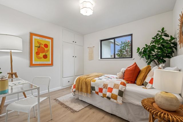 727 Moraga Dr, San Leandro, CA 94578