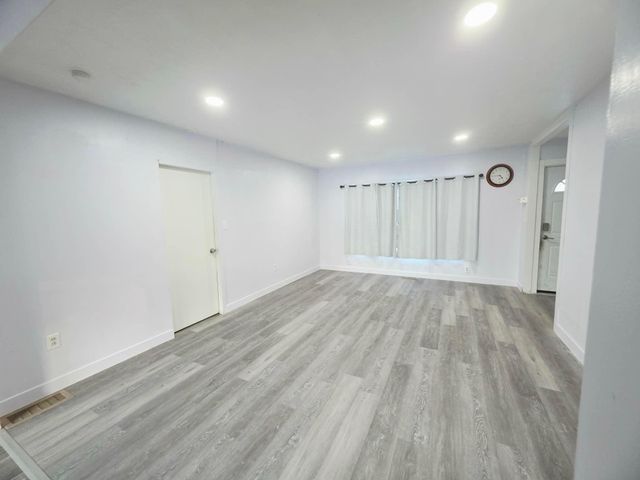 5205 Morgan Avenue N, Minneapolis, MN 55430