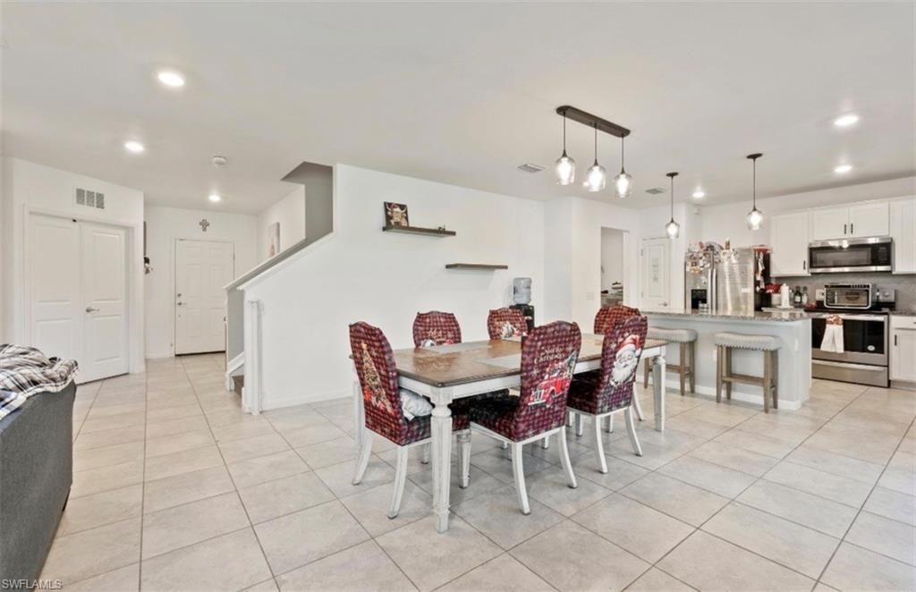 10804 Firebush CIR, NORTH FORT MYERS, FL 33917 — photo 2