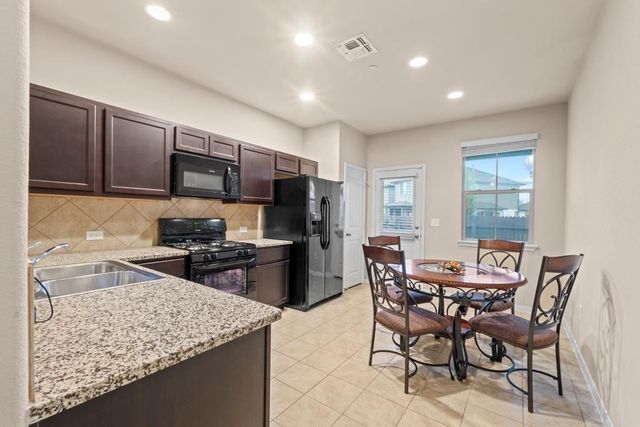 2880 Donnell DR 1901, Round Rock, TX 78664