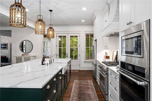 124 Long Shadows Drive, Alpharetta, GA 30004