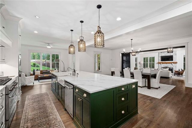 124 Long Shadows Drive, Alpharetta, GA 30004