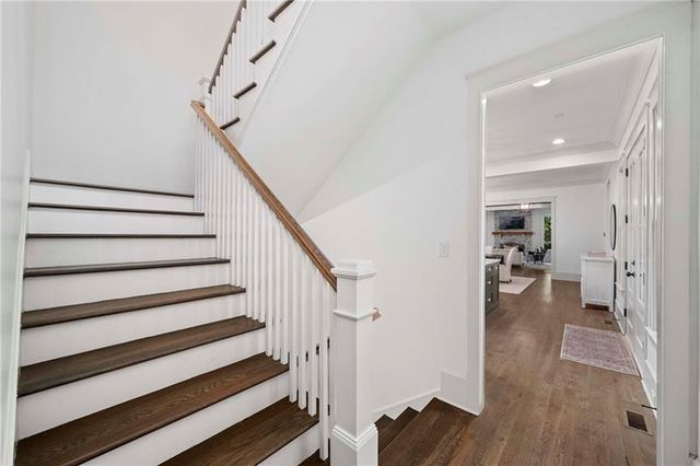 124 Long Shadows Drive, Alpharetta, GA 30004