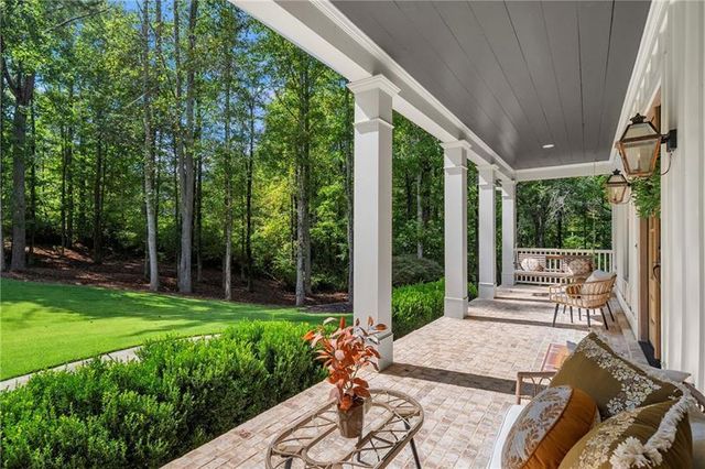 124 Long Shadows Drive, Alpharetta, GA 30004