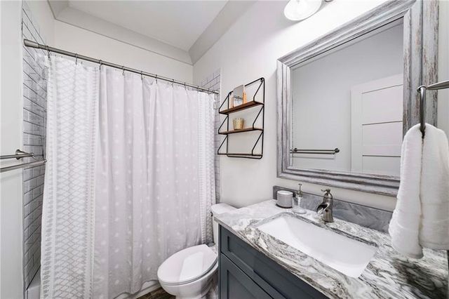 124 Long Shadows Drive, Alpharetta, GA 30004