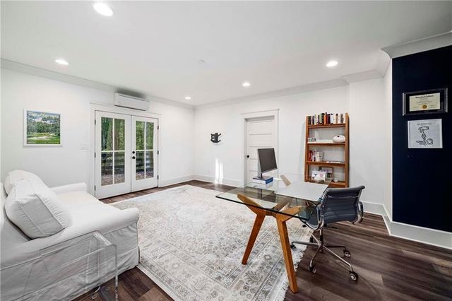 124 Long Shadows Drive, Alpharetta, GA 30004