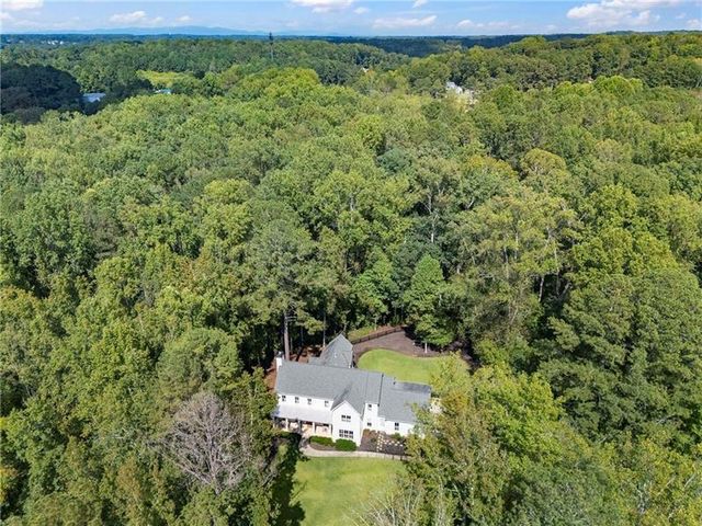 124 Long Shadows Drive, Alpharetta, GA 30004