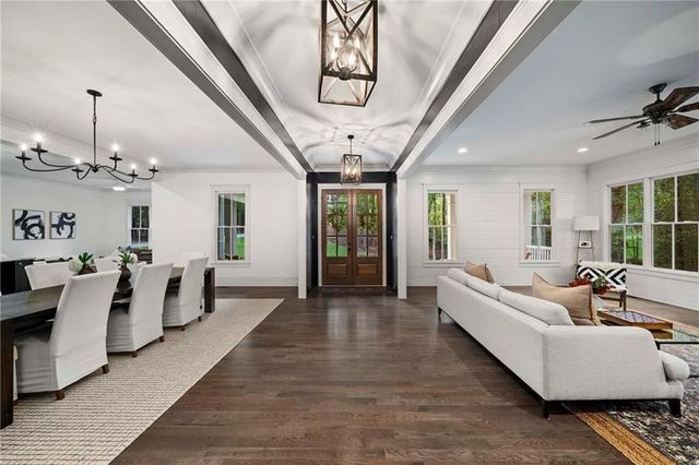 124 Long Shadows Drive, Alpharetta, GA 30004