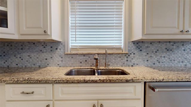 4607 Cetti Street, Houston, TX 77009