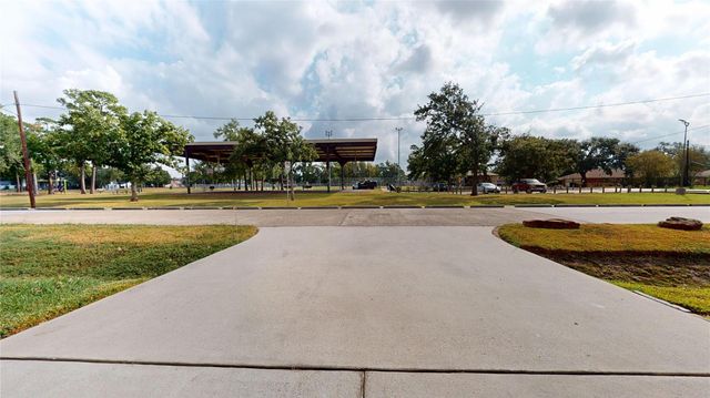 4607 Cetti Street, Houston, TX 77009