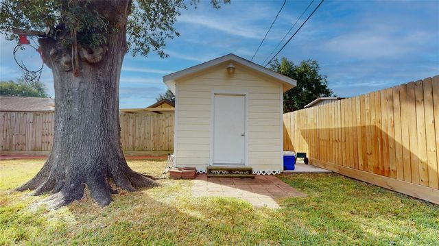 4607 Cetti Street, Houston, TX 77009