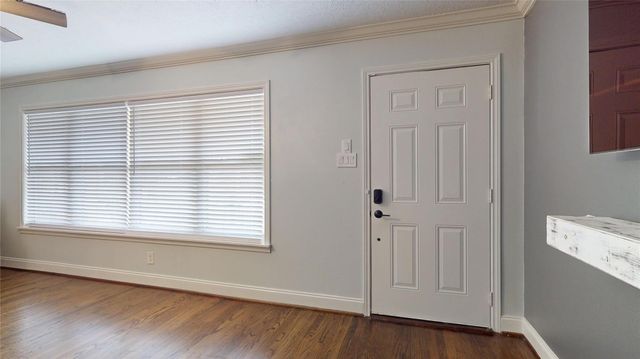 4607 Cetti Street, Houston, TX 77009