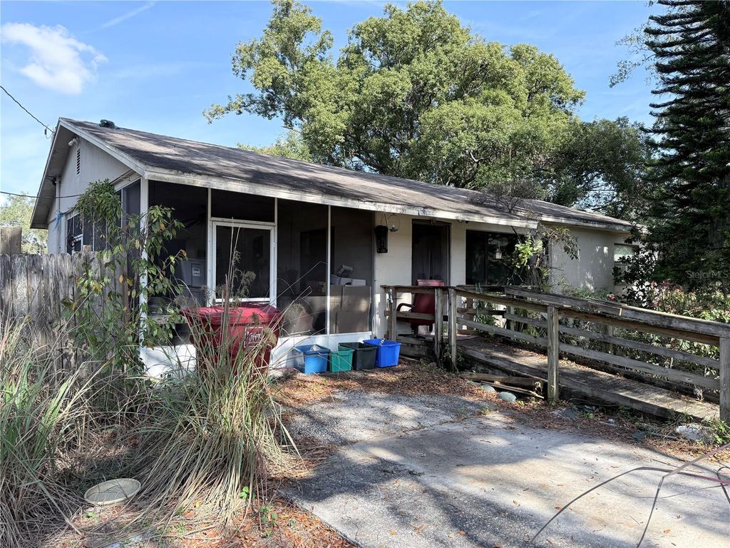 1602 E CALHOUN STREET, Plant City, FL 33563