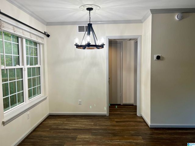 2110 Montreat Way Apt D, Vestavia Hills, AL 35216