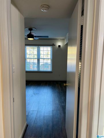 2110 Montreat Way Apt D, Vestavia Hills, AL 35216