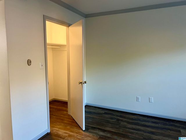 2110 Montreat Way Apt D, Vestavia Hills, AL 35216