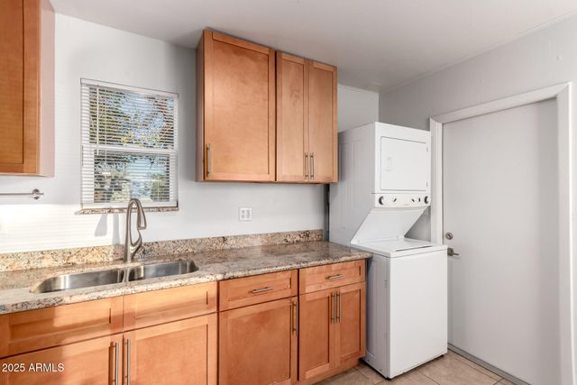 1235 S ROOSEVELT Street, Tempe, AZ 85281