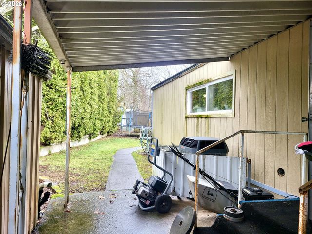 2980 Ne DIVISION St 31, Gresham, OR 97030