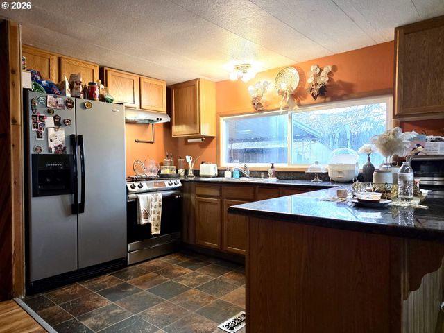 2980 Ne DIVISION St 31, Gresham, OR 97030