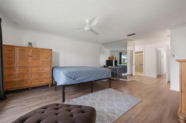 4212 CENTER GATE LANE 2, Sarasota, FL 34233