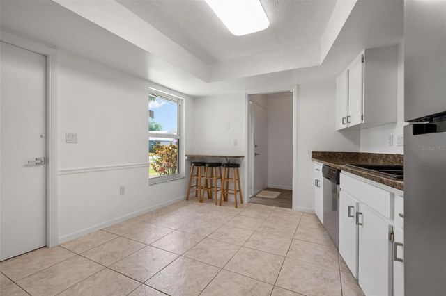 4212 CENTER GATE LANE 2, Sarasota, FL 34233