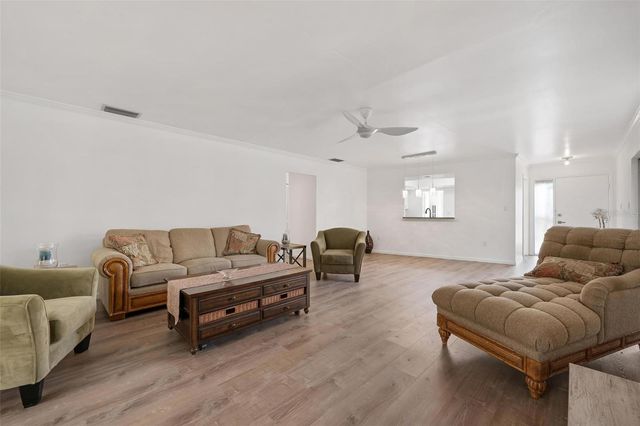 4212 CENTER GATE LANE 2, Sarasota, FL 34233