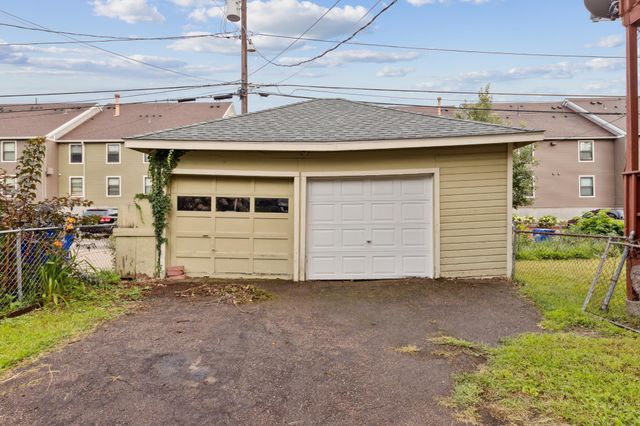 652 Dayton Avenue, Saint Paul, MN 55104