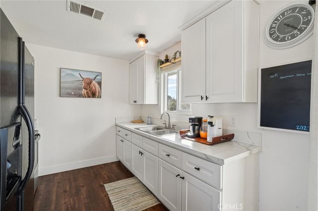 3872 Balsa Avenue, Yucca Valley, CA 92284