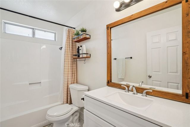 3872 Balsa Avenue, Yucca Valley, CA 92284