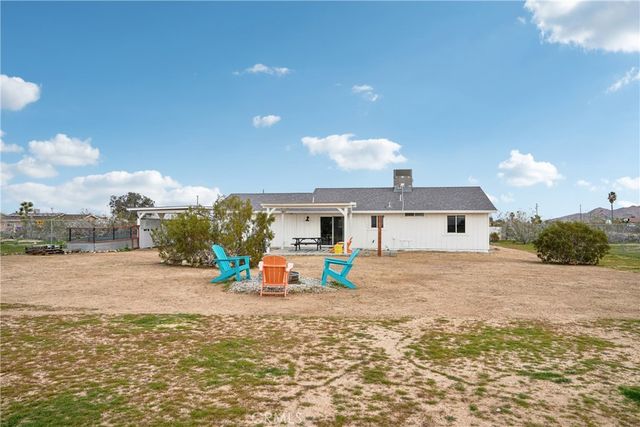 3872 Balsa Avenue, Yucca Valley, CA 92284