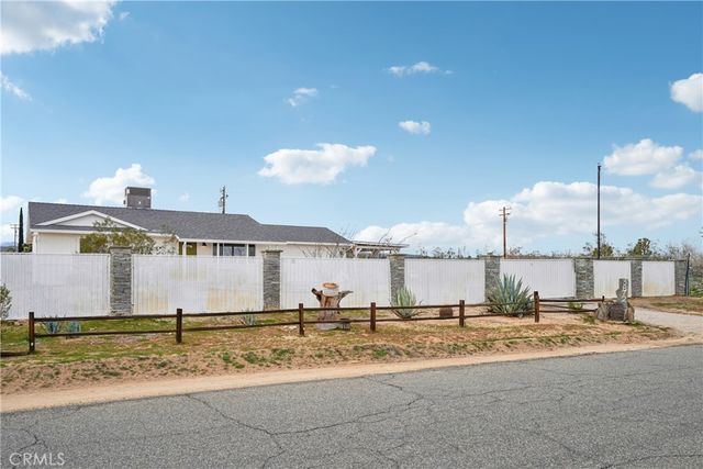 3872 Balsa Avenue, Yucca Valley, CA 92284