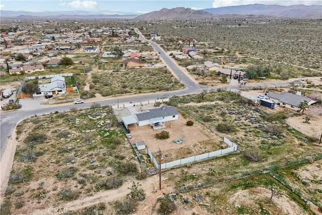 3872 Balsa Avenue, Yucca Valley, CA 92284