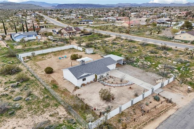 3872 Balsa Avenue, Yucca Valley, CA 92284