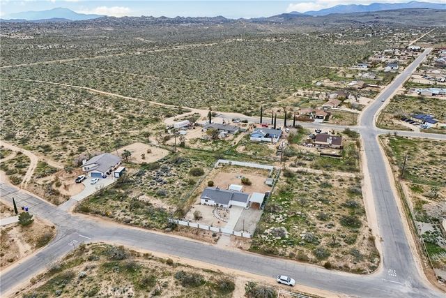 3872 Balsa Avenue, Yucca Valley, CA 92284