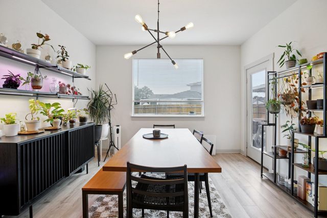 204 Cupreata LN, Leander, TX 78641