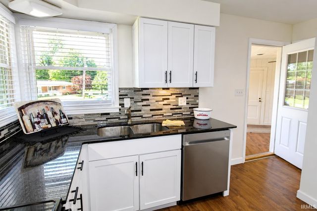 113 S Kensington Drive, Princeton, IN 47670