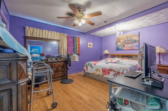 201 N Cleveland Avenue, Cleveland, TX 77327