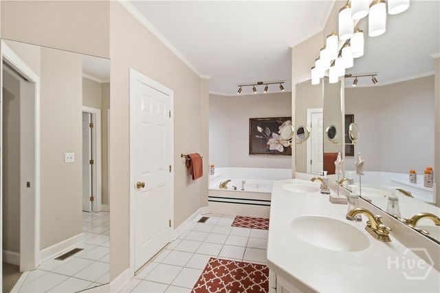 5 Windlass Court, Savannah, GA 31411